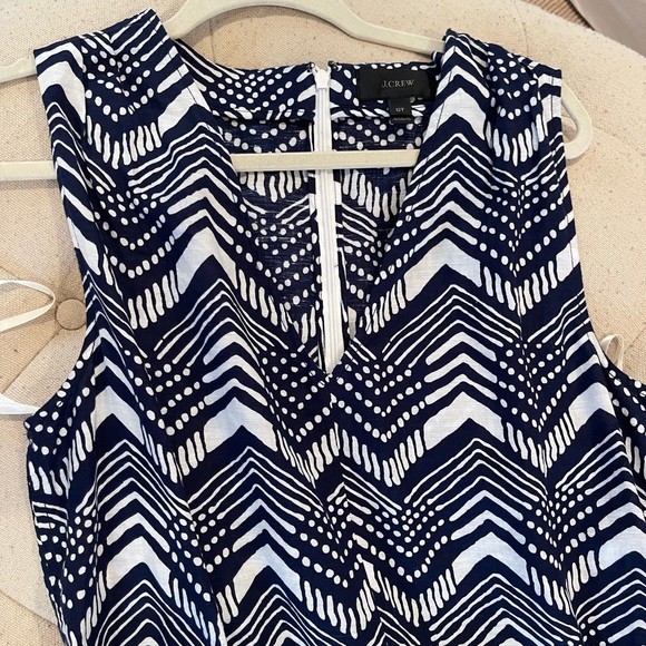 Jcrew women’s navy and white patterned v neck sleeveless jumpsuit - Picture 4 of 11